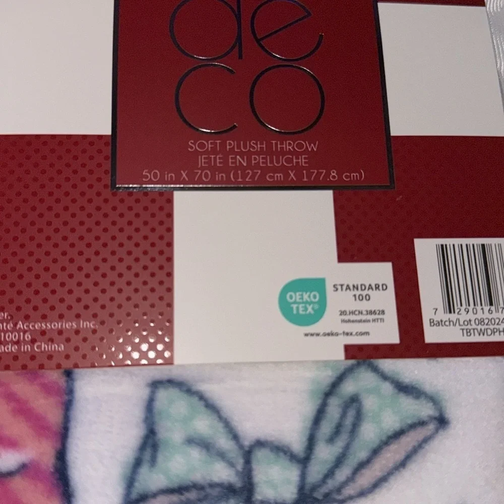 Christmas 2024 bow ribbon blanket throw 🎀